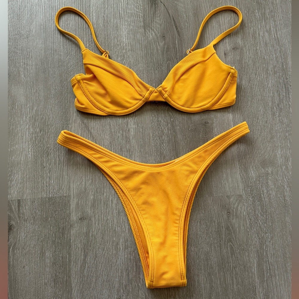 Bikini set (XS/S)